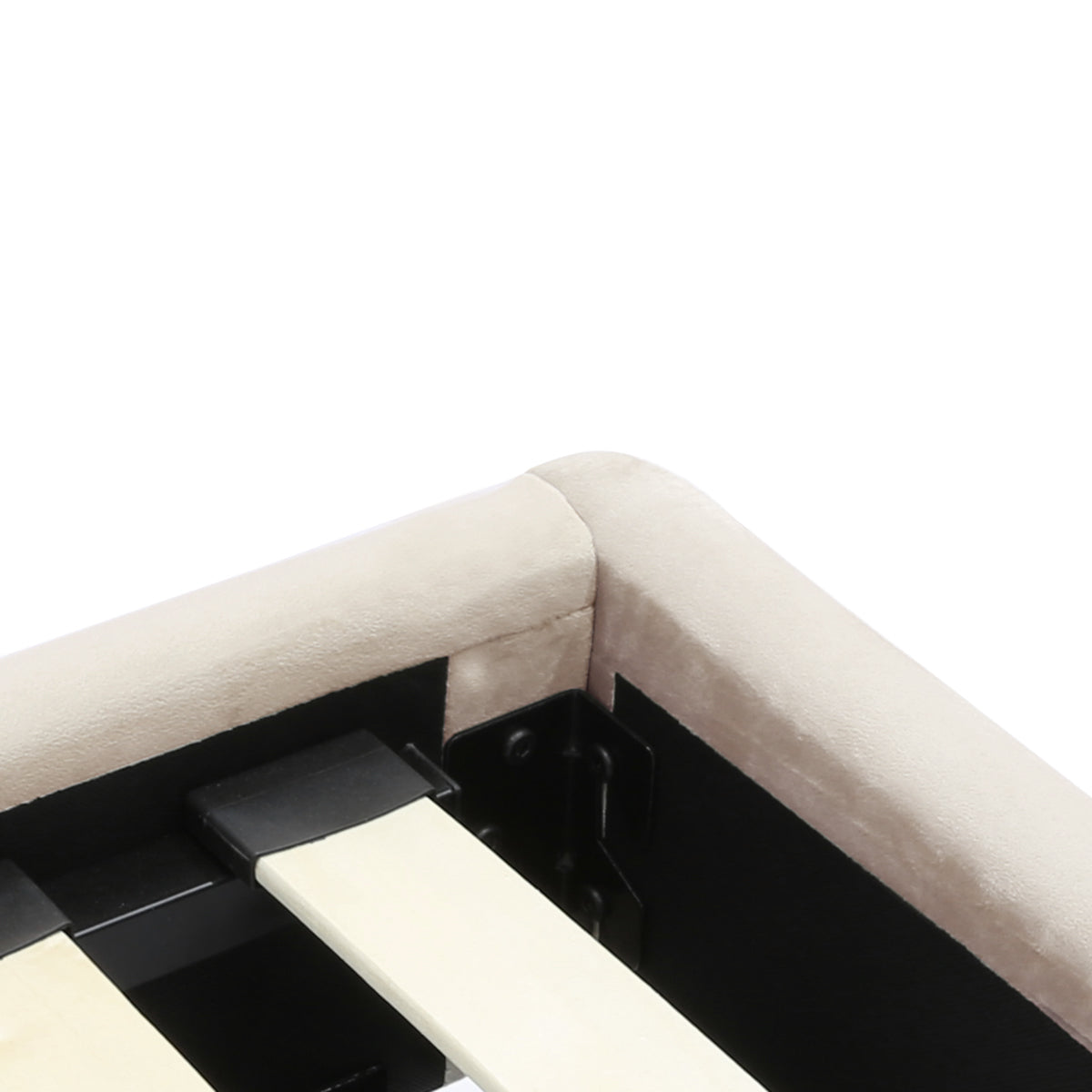 Détail du sommier du lit ELLIE 140x190 cm avec 4 tiroirs de rangements en finition velours beige