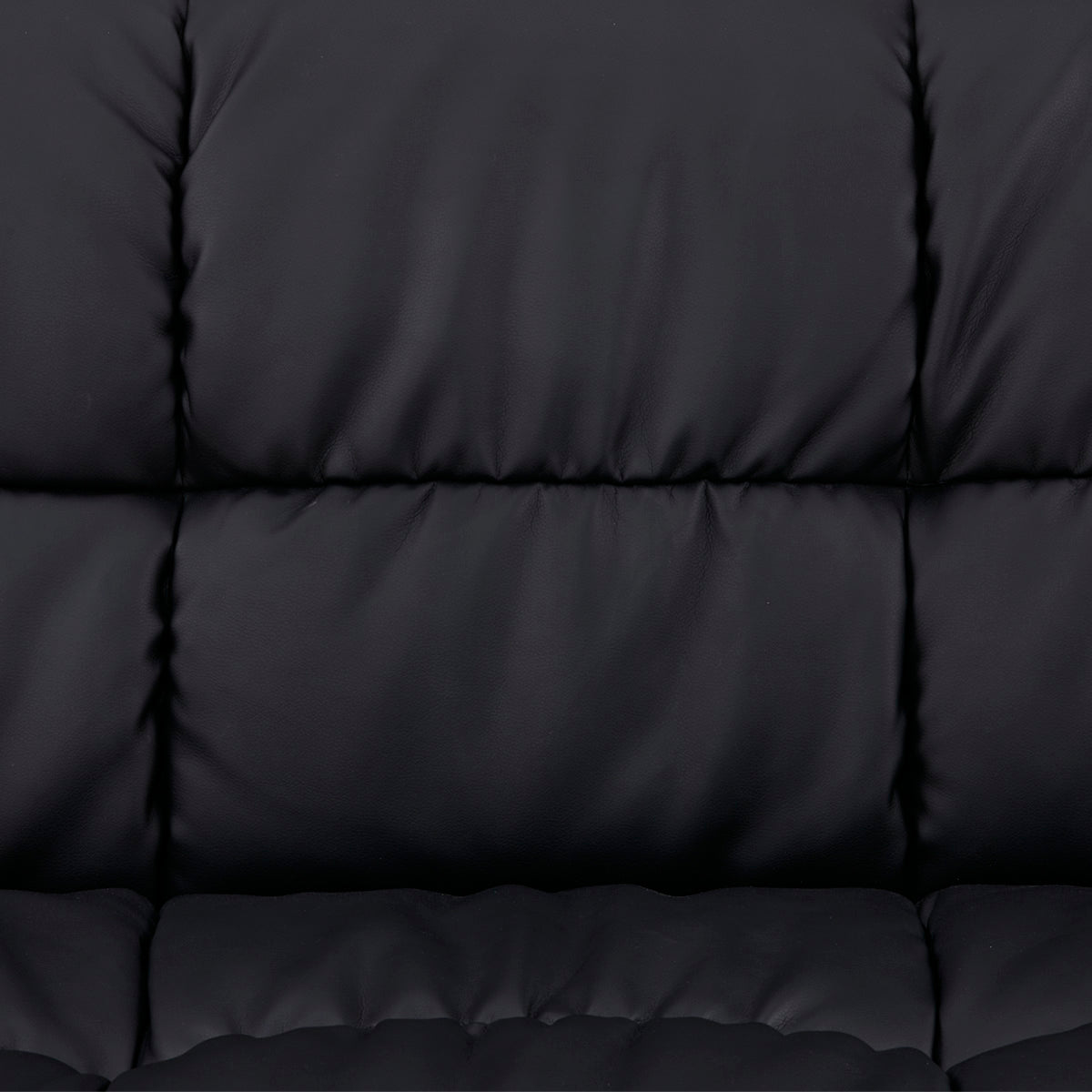 Détail du piquage de l’assise et du dossier de l’angle canapé-lit clic clac MELLOW 2 places + 1 place méridienne réversible gauche / droite en finition PU noire